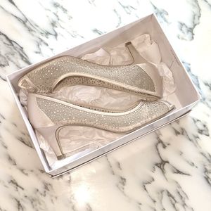 Adrianna Papell Nude Jessie Mesh Rhinestone and Satin peep-toe wedding heels 8m
